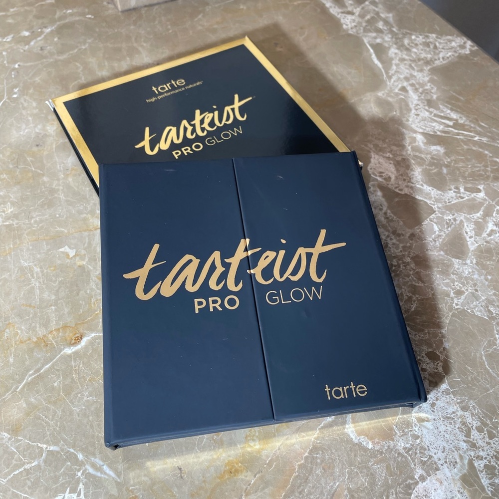 Brand new Tarte Pro Glow highlight and contour kit
